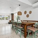 펜션 Tarje - 320m From The Sea By Interhome