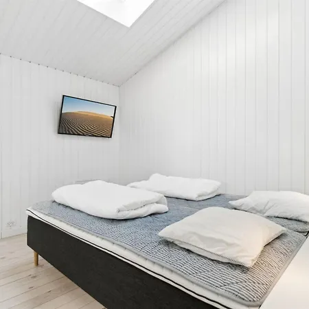 Tarje - 320m From The Sea By Interhome Feriehus Rønne
