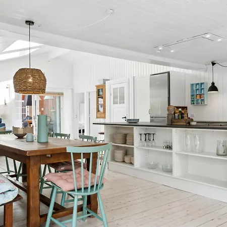 Tarje - 320m From The Sea By Interhome Feriehus Rønne
