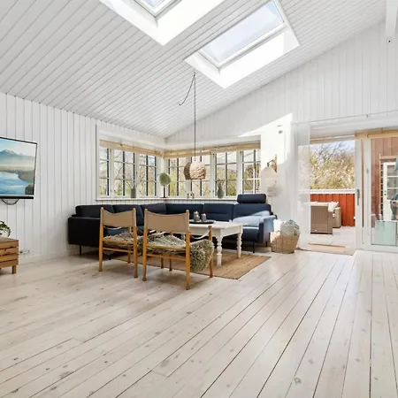 Tarje - 320m From The Sea By Interhome Feriehus